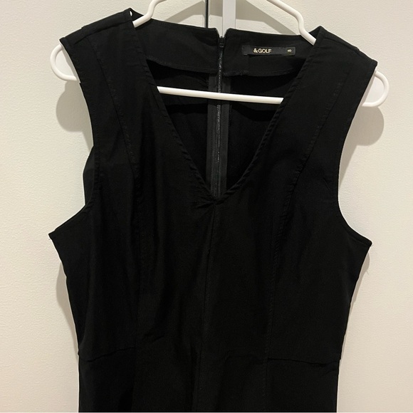 Chic Black Sleeveless Mini Dress gently worn - Picture 2 of 9
